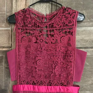 Romeo & Juliet Couture wine-colored lace‎ cutout dress Size Medium Crochet thumbnail 2