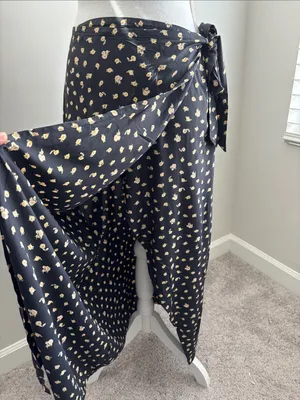 NWT Billabong Ocean Air Floral Maxi Wrap Skirt - Black / Yellow (Size Small) thumbnail 4
