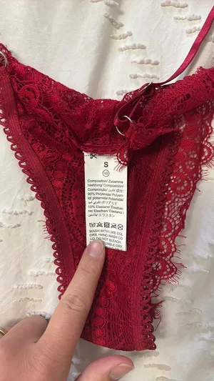 Red lingerie thumbnail 2
