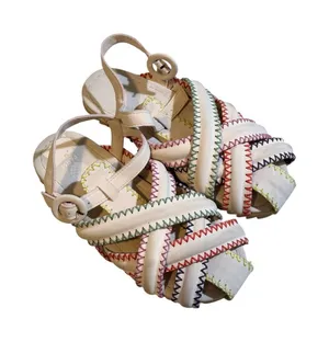 Farm Rio Zigzag‎ Stitch 5 Nude Pink Multi Color Stitch Strappy Slingback Brazil thumbnail 1