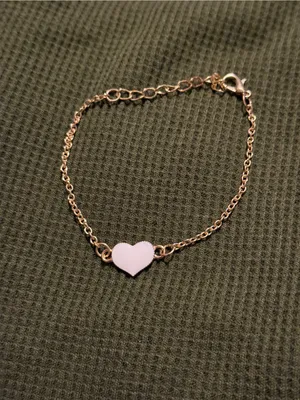 Gold Chain Bracelet with White Heart Charm thumbnail 3