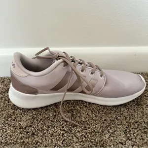 Adidas Light Purple Rose Gold CloudFoam QT Racers Size Women’s 8 thumbnail 5