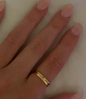 Gold rings plain thumbnail 1