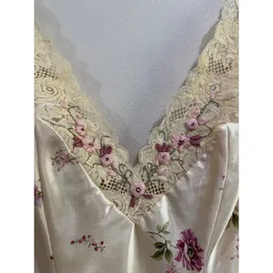 Vintage Victorias Secret Floral Satin Lace Bodysuit Cream Pink Medium thumbnail 3