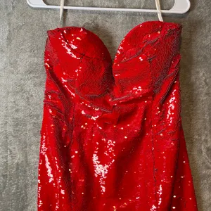 H:OURS X Revolve Cesca Midi Dress in Red Gaga Size‎ Large Sequins Romantic Sexy thumbnail 2