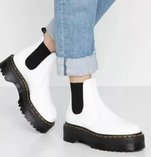 Dr. Martens 2976 Quad Platform Chelsea Boots – Women’s Size 6 pre-owned thumbnail 1
