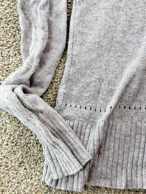 American Eagle Outfitters Sweater thumbnail 2