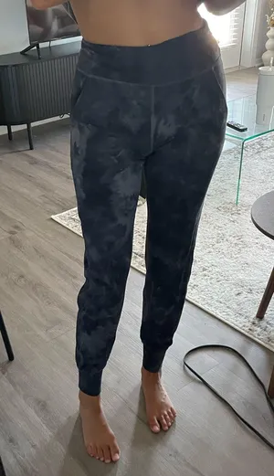 Align High-Rise Lululemon Joggers Full-Length thumbnail 4