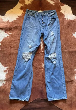 Kancan high rise button fly distressed straight leg jeans size 9/28 thumbnail 1