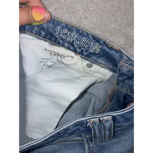 american eagle super high rise baggy wide leg cargo jeans 10 reg thumbnail 4