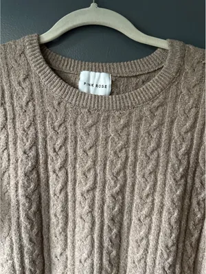 Pink Rose Tan Cable Knit Sweater and Pants Set Medium thumbnail 4