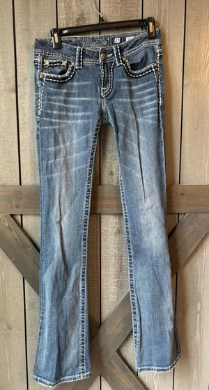 Miss Me Bootcut Jeans thumbnail 1