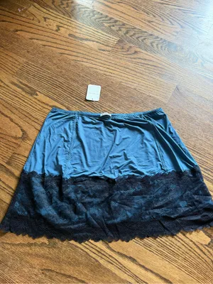 Free People Intimately NWT Party Crashers Slip Skirt with Black Lace Trim $50 XS thumbnail 2