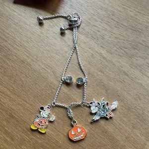Disney Halloween Mickey Minnie Mouse‎ Pumpkin Witch Charm Bolo Bracelet Silver thumbnail 3