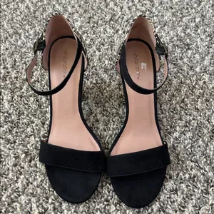 Xhilaration heels thumbnail 2
