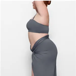 SKIMS WOMEN'S SWIM BANDEAU BIKINI TOP Gunmetal SIZE M NWT thumbnail 3