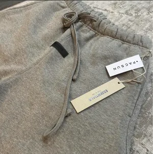 Essentials Dark Oatmeal Fear of God shorts L thumbnail 3