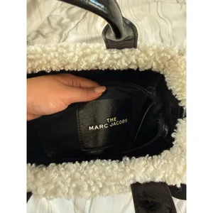 Marc Jacobs‎ The Crinkle Leather Tote Bag Limited Collection Medium Shearling thumbnail 4