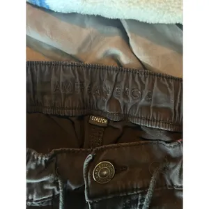 American Eagle Gray Cargo Pants - Size 2 thumbnail 7