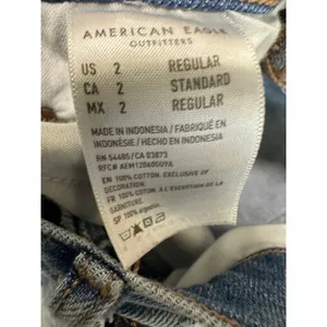 American Eagle AEO Baggy Light Wash Blue Denim Jeans Women's Size 2‎ Regular 2R thumbnail 7