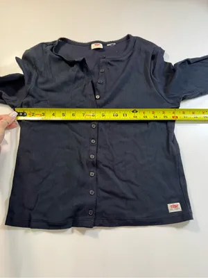 Levi's Black Long-Sleeve Button Henley Tee thumbnail 4