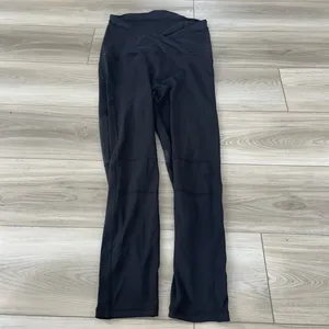 Isabel Maternity‎ Black Faux Leather Moto Leggings Size Medium thumbnail 6