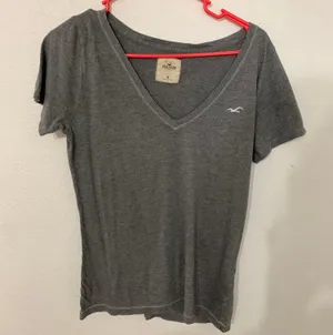 Hollister Short Sleeve Tee thumbnail 1