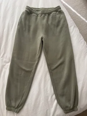 Abercrombie Green Fleece Sweatpants thumbnail 1