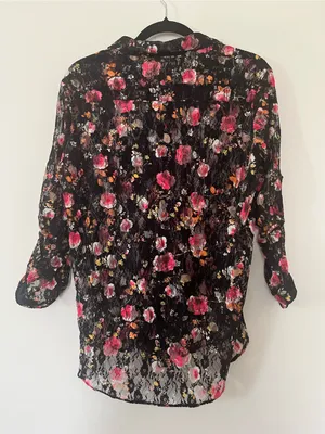 Black Pink Floral Lace Sheer Button Up Top Large Romantic Cottagecore Boho thumbnail 4