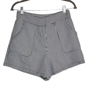 TCEC Black and White Houndstooth High Waist Shorts Size Medium thumbnail 1