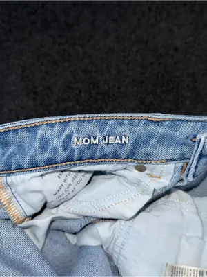 American Eagle Mom Jeans High Rise Stretch Denim Tapered Womens Sz 8 Distressed thumbnail 9
