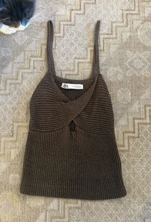 Zara Top thumbnail 1