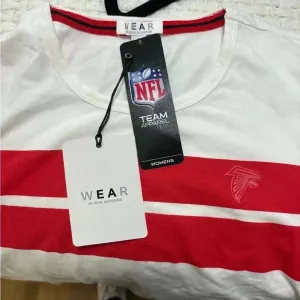 NWT‎ Atlanta Falcons WEAR By Erin Andrews Women's T-Shirt - White NFL thumbnail 3