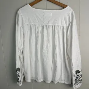 Aventura Womens L White Floral Embroidered V Neck Peasant Top Soft thumbnail 2