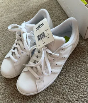 Adidas Vintage Baseline W White Leather Low Top Premium Classic Tennis Sneakers thumbnail 1