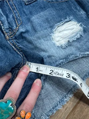 PARIS BLUES Vintage 2000s Y2k Low-rise Distressed Jean Short Shorts | Size 2 thumbnail 5