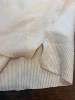J. Crew Cream Crewneck Sweater Size Medium - C27-102 thumbnail 6