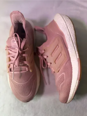 adidas Women’s Pink Knit Running Sneaker thumbnail 6