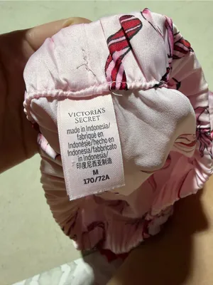 Victoria’s secret Pink Candy Cane bow Pajama Shorts medium thumbnail 8