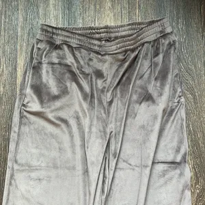 SKIMS VELOUR PANTS thumbnail 2