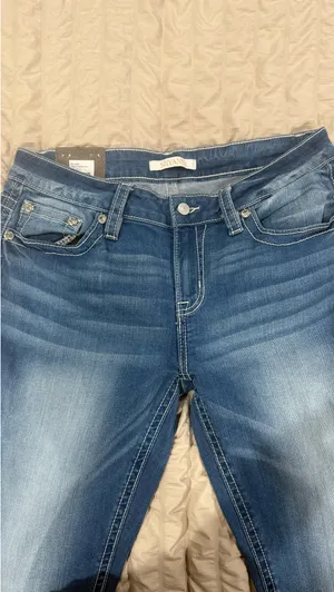 Shyanne women’s embellished bootcut jeans thumbnail 3