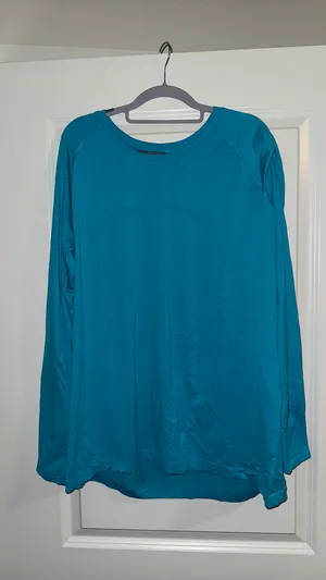 Lululemon Swiftly Tech Long Sleeve thumbnail 1