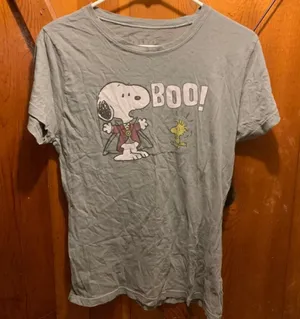 Peanuts / snoopy Halloween shirt Size M thumbnail 1