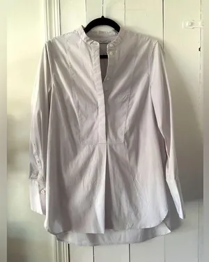MM Lafleur Nichols Button Up Light Grey Button Top Women’s Size XS thumbnail 4