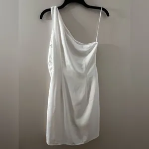 Like anew! Amanda Uprichard REVOLVE Conetta Dress in Ivory, size XS thumbnail 5
