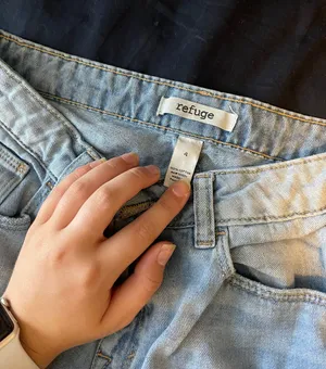 Refuge Ripped Mom Jeans thumbnail 2
