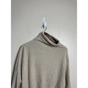 Cuyana Cashmere Blend Funnel Neck Turtleneck Sweater size S/M Oatmeal Beige thumbnail 4