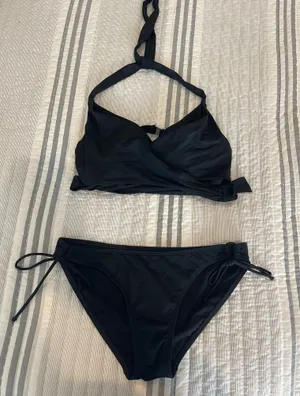 Athletes Bikini Set thumbnail 1