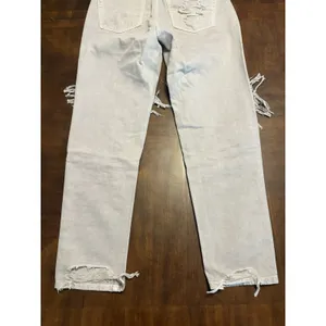 American Eagle Outfitters Distressed Ripped Gray Jeans Size 4 Regular Mom Jeans thumbnail 4