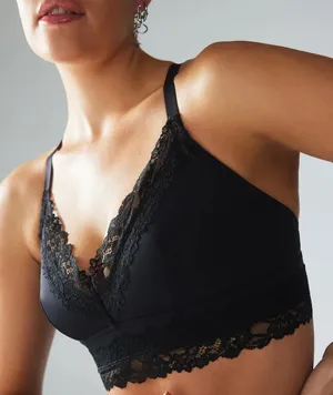 NWT savage x fenty sports bra thumbnail 2